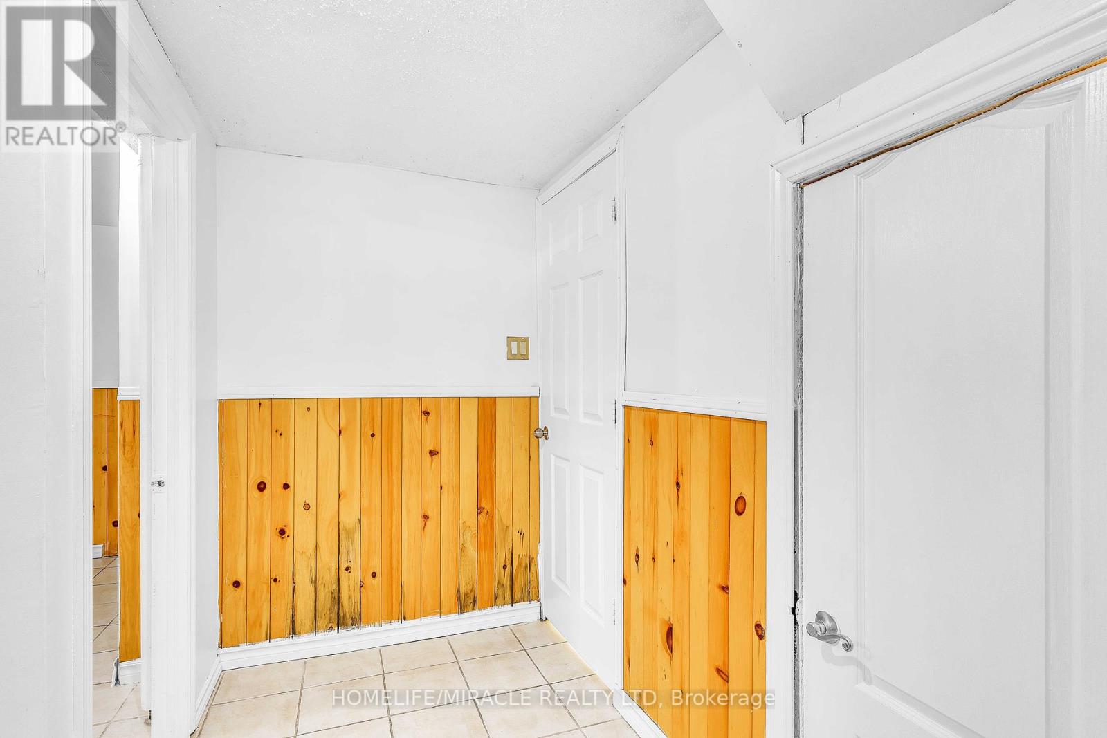 14 Greenbush Court, Brampton, Ontario  L6S 2K2 - Photo 39 - W12289358