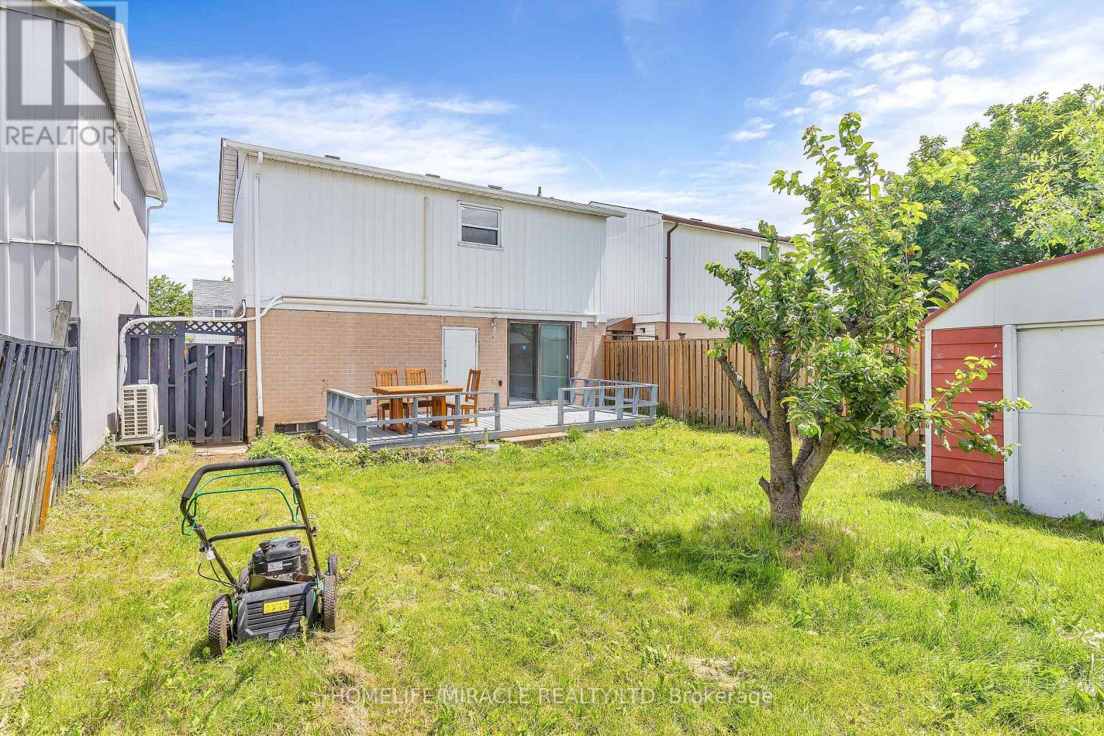 14 Greenbush Court, Brampton, Ontario  L6S 2K2 - Photo 43 - W12289358
