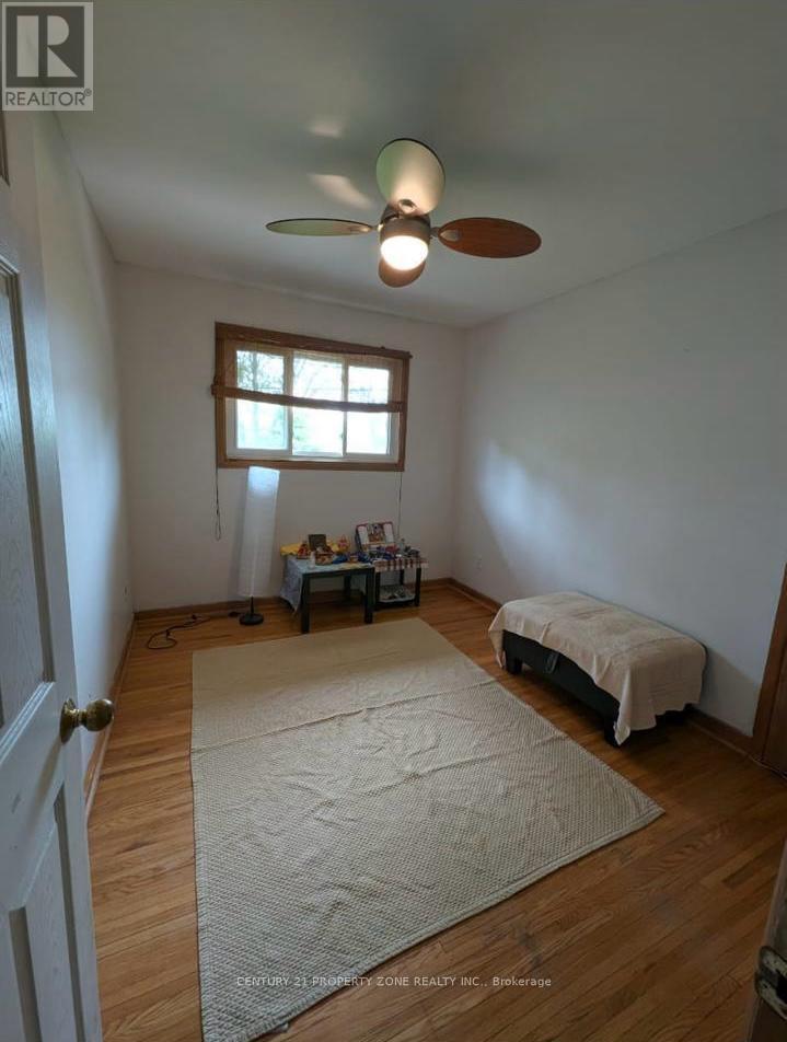 1192 Kaladar Drive, London East, Ontario  N5V 2R5 - Photo 2 - X12289321