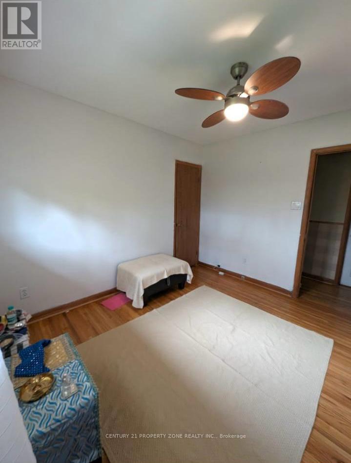 1192 Kaladar Drive, London East, Ontario  N5V 2R5 - Photo 3 - X12289321