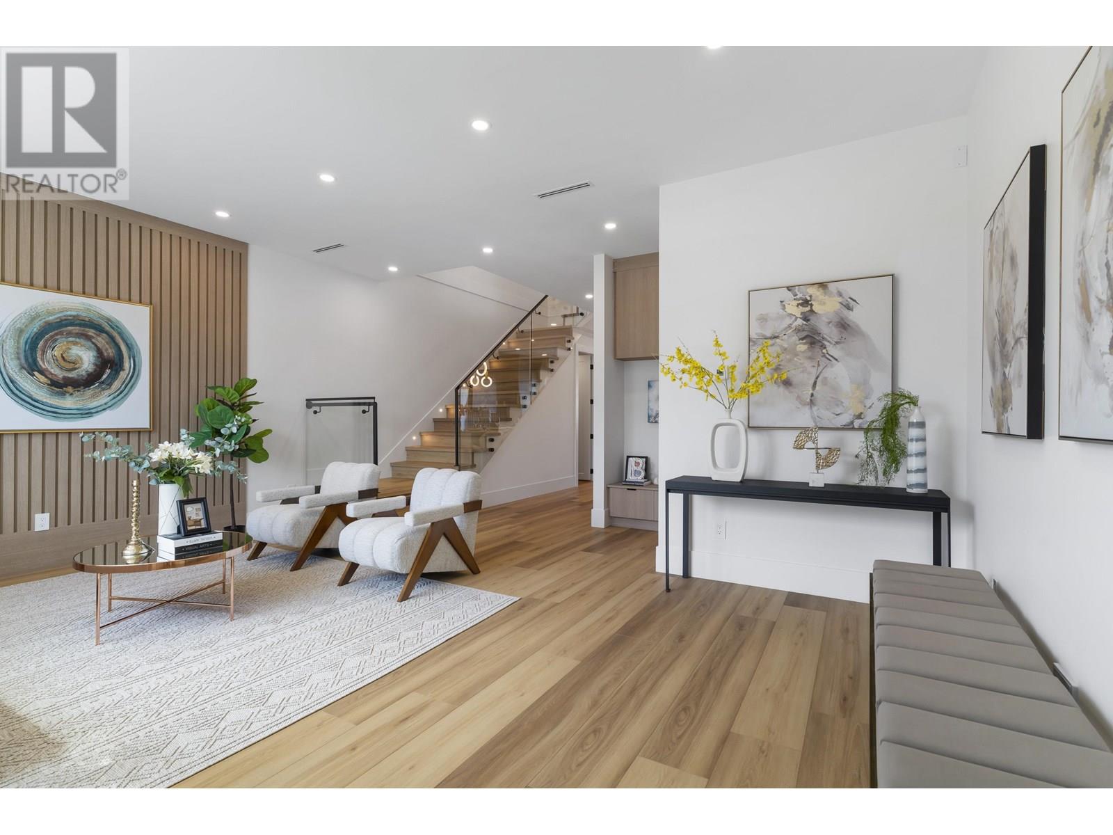 7225 10th Avenue, Burnaby, British Columbia  V3N 2R7 - Photo 6 - R3026944