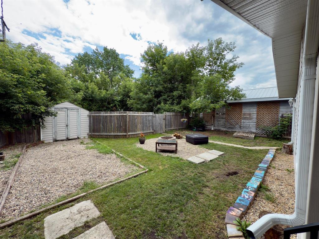 301 4th Avenue, Swan River, Manitoba  R0L 1Z0 - Photo 3 - 202518040
