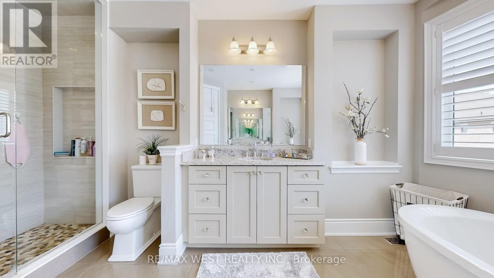 75 Cairns Gate, King (King City), Ontario  L7B 0P5 - Photo 28 - N12282709