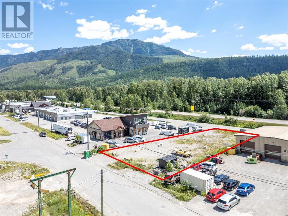 10 Manitou Road, Fernie, British Columbia  V0B 1M0 - Photo 13 - 10356315