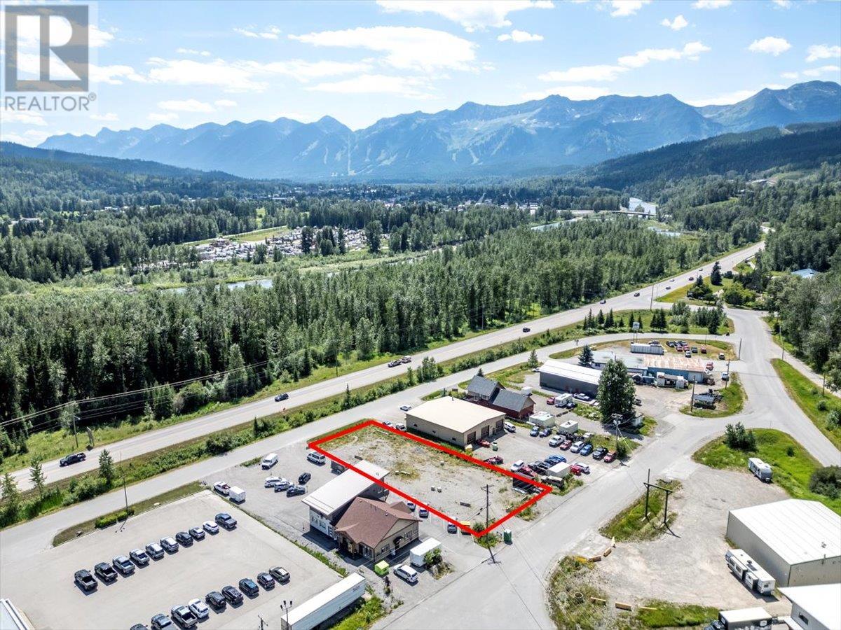 10 Manitou Road, Fernie, British Columbia  V0B 1M0 - Photo 24 - 10356315