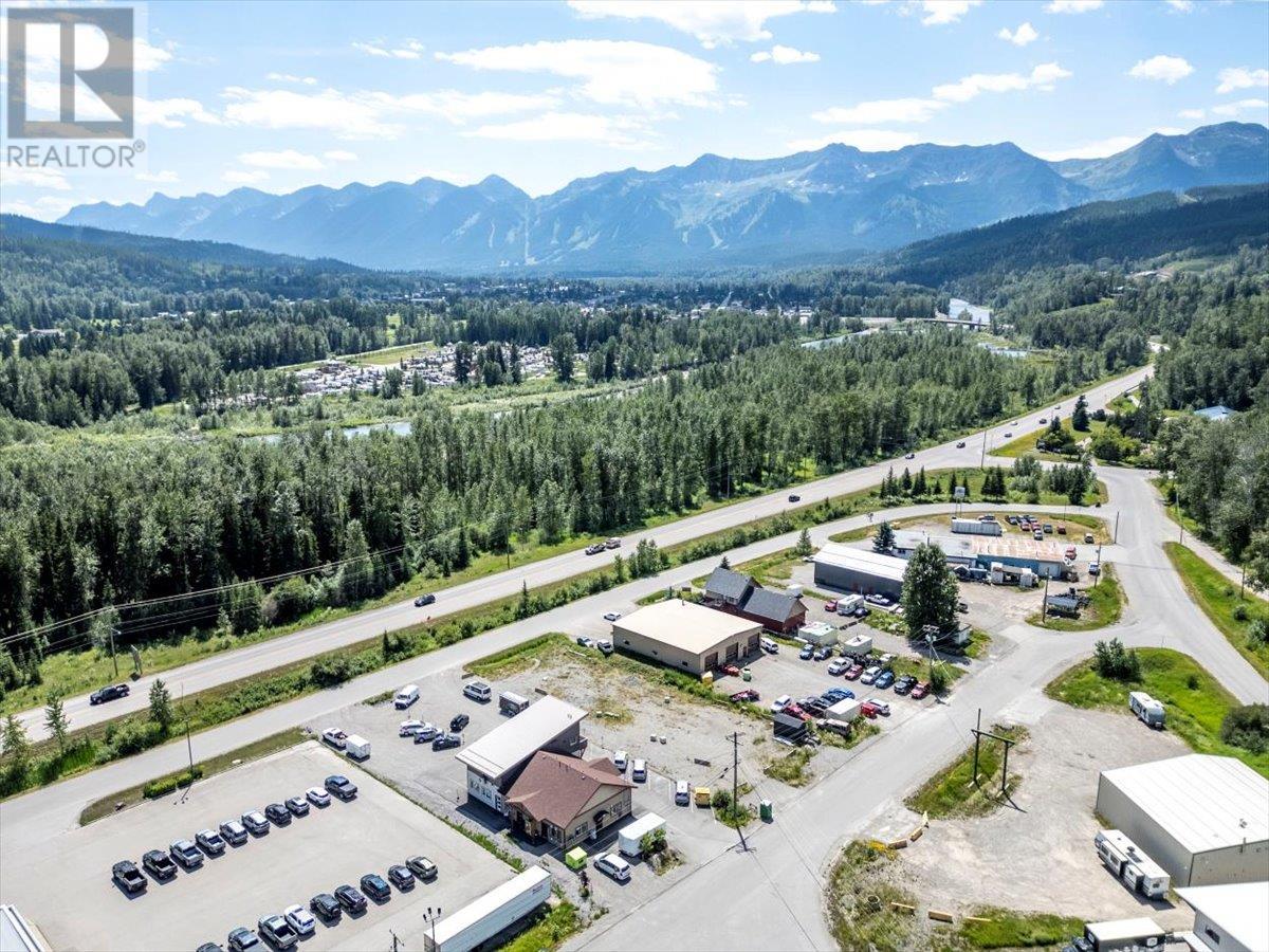 10 Manitou Road, Fernie, British Columbia  V0B 1M0 - Photo 25 - 10356315