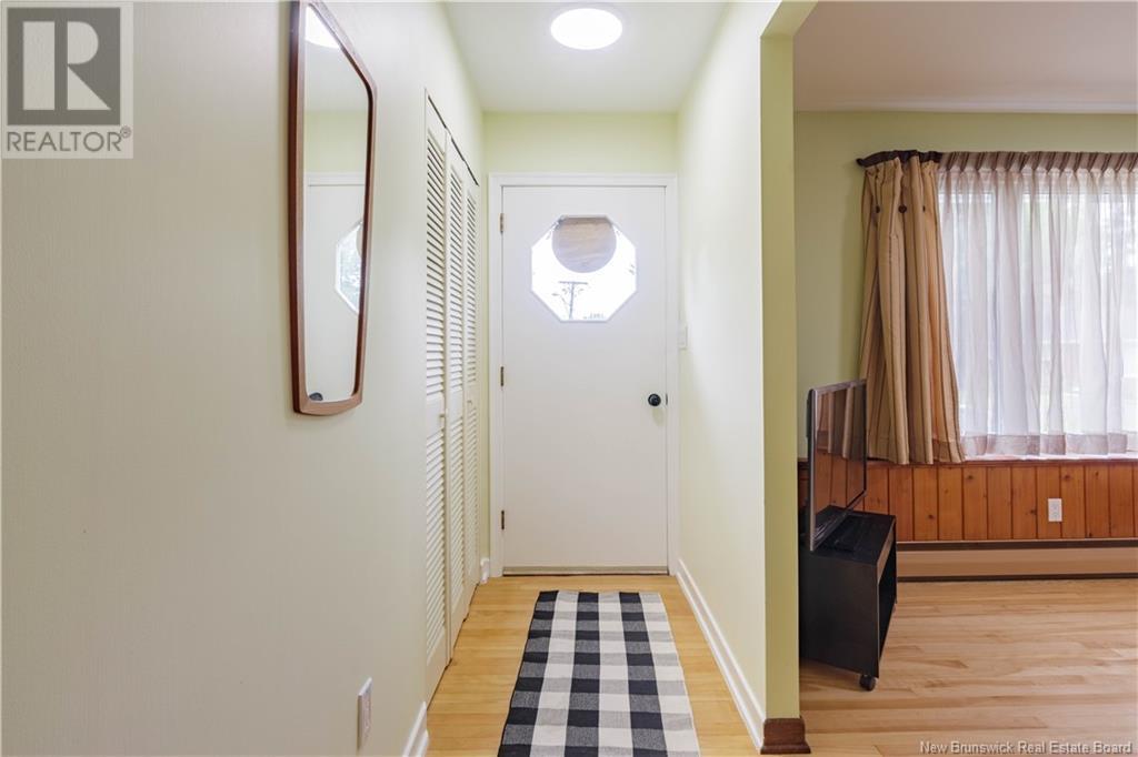 Property at 68 Manchester Court image 3