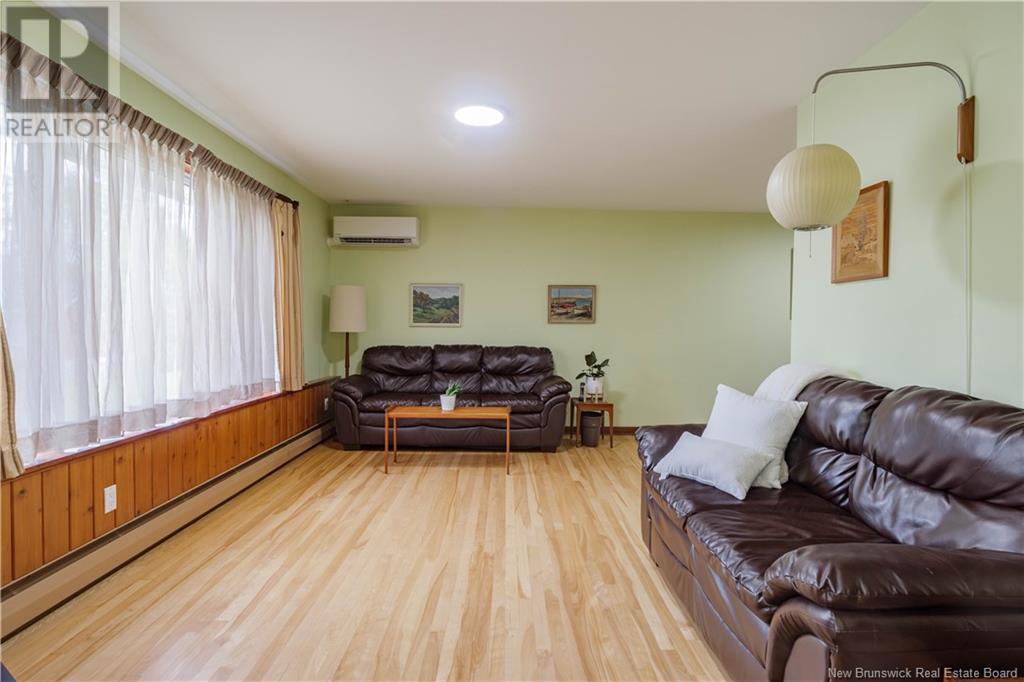 Property at 68 Manchester Court image 4