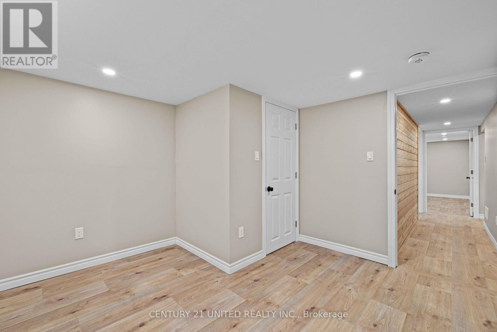 300 Lindan Avenue, Selwyn, Ontario  K9L 1K6 - Photo 24 - X12289545