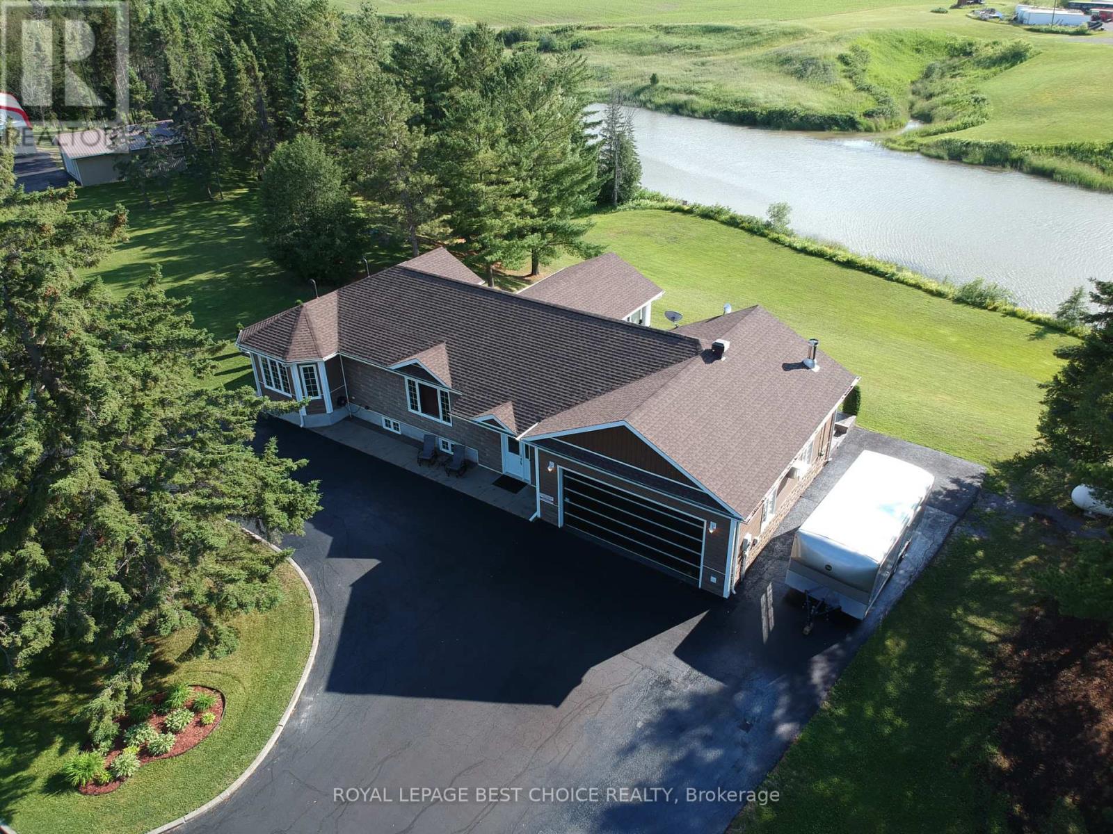 804164 GOLF COURSE ROAD, Temiskaming Shores, Ontario