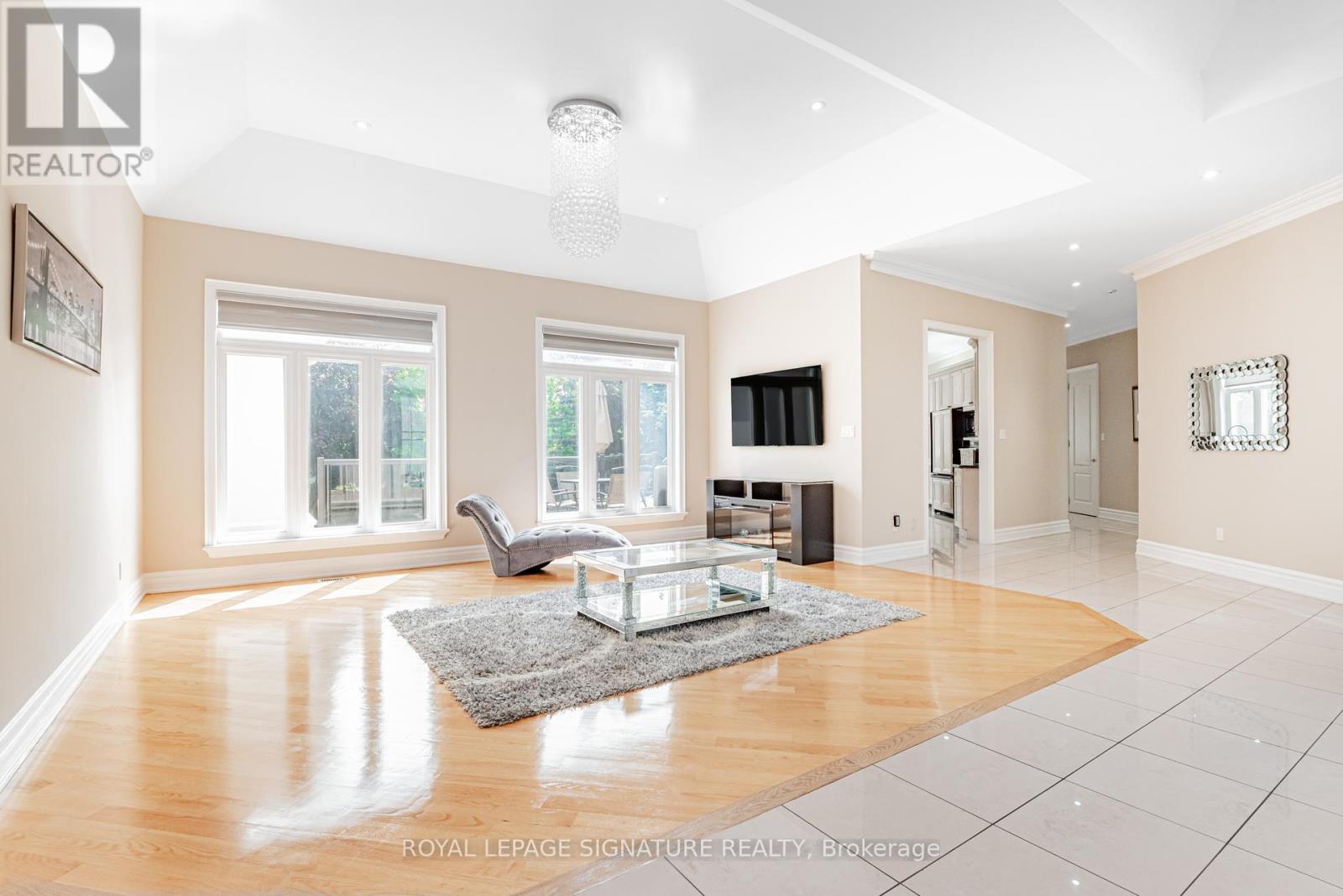 Property at 39 FRYBROOK CRESCENT image 4
