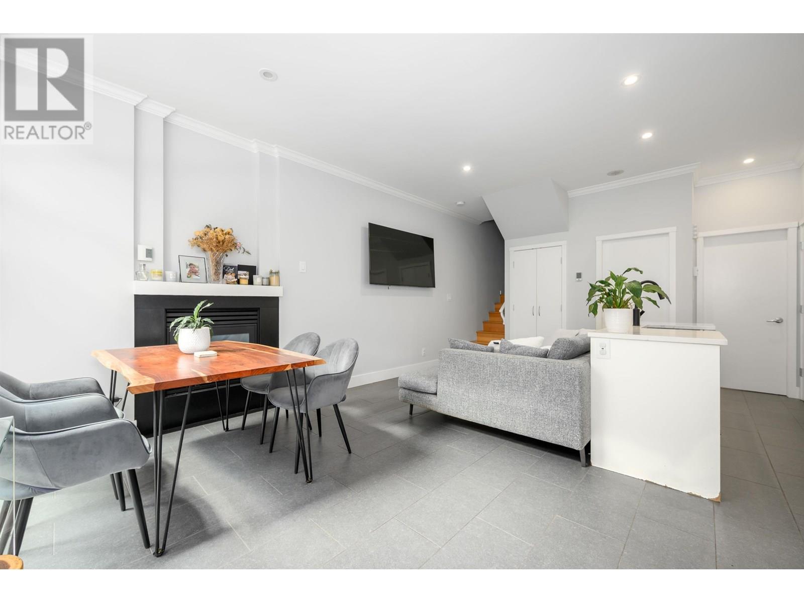 987 Richards Street, Vancouver, British Columbia  V6B 3B6 - Photo 3 - R3022698