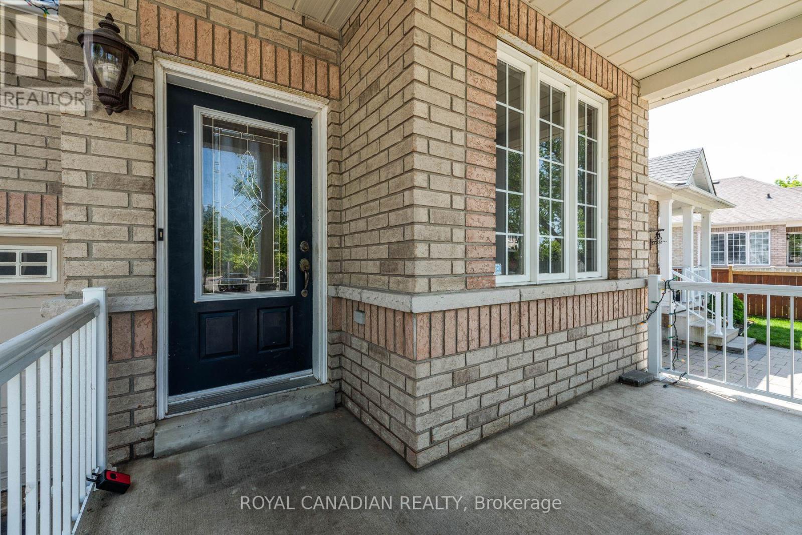 Property at 119 SAFFRON STREET image 5