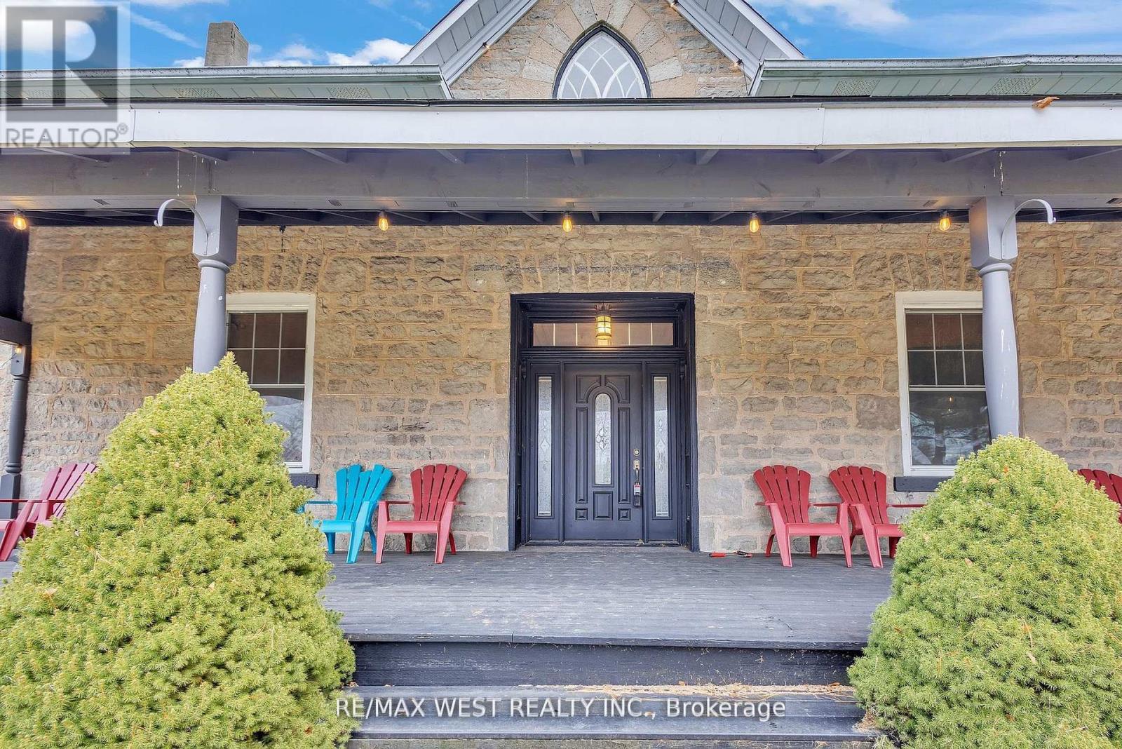 1802 Regional Road, Cambridge, Ontario  N0B 2J0 - Photo 3 - X12289039