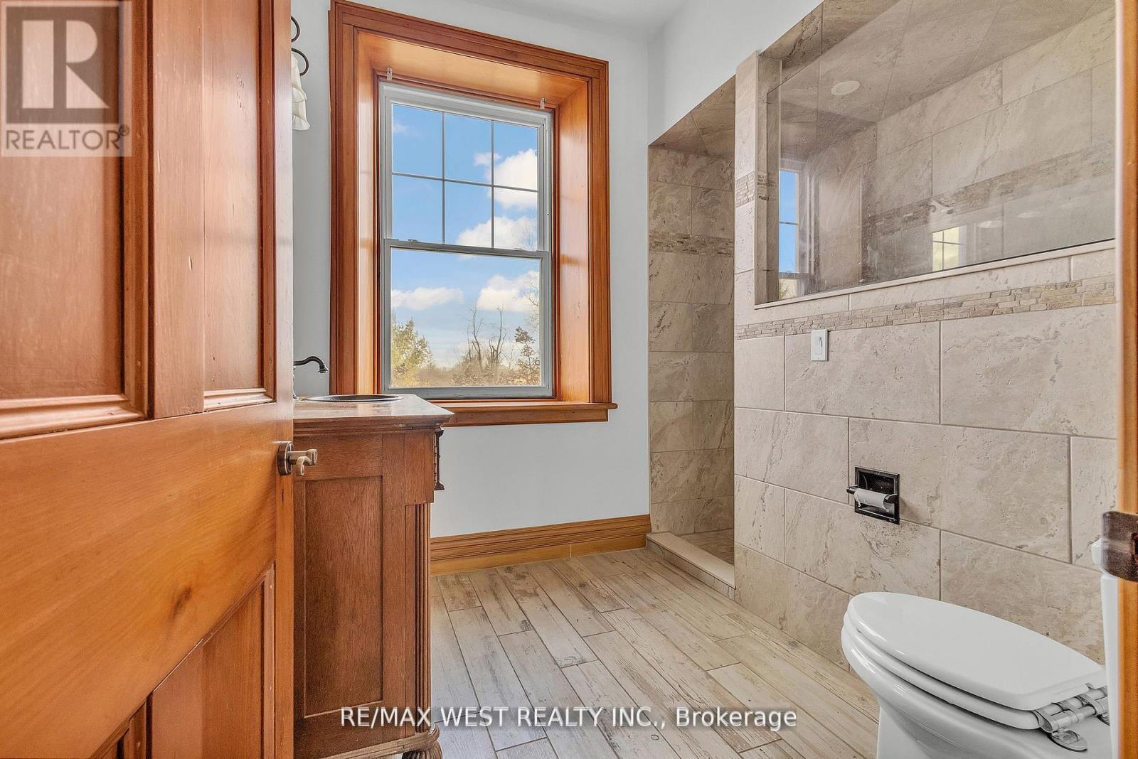 1802 Regional Road, Cambridge, Ontario  N0B 2J0 - Photo 19 - X12289039