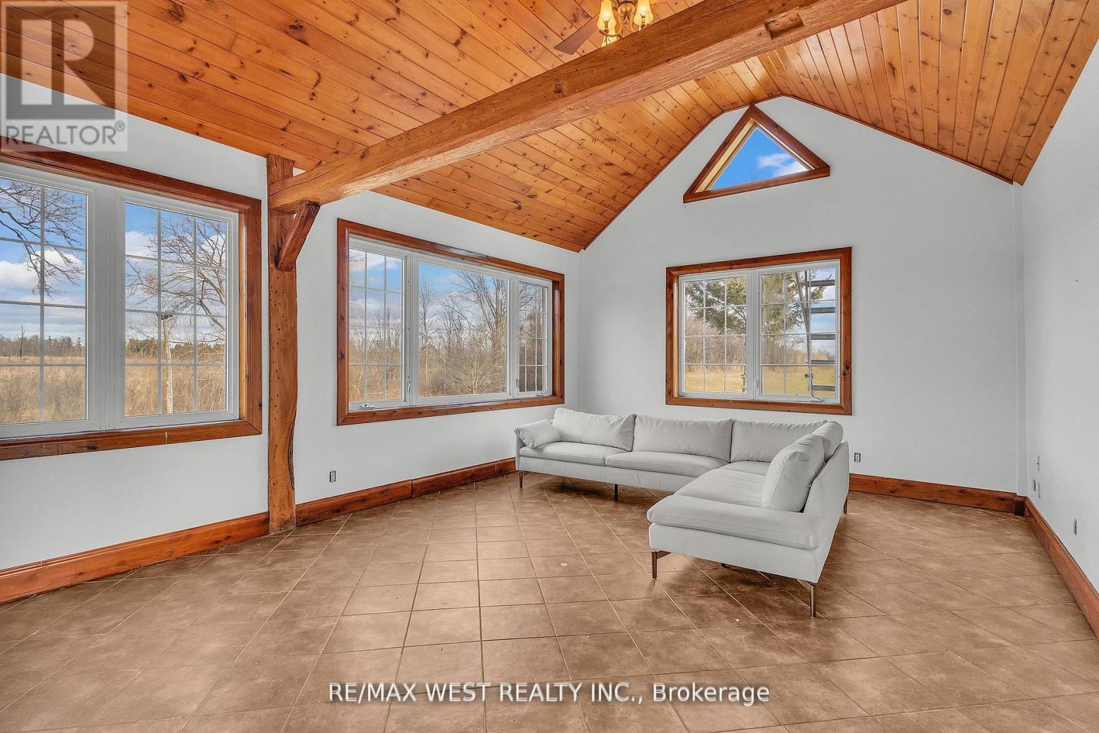 1802 Regional Road, Cambridge, Ontario  N0B 2J0 - Photo 28 - X12289039
