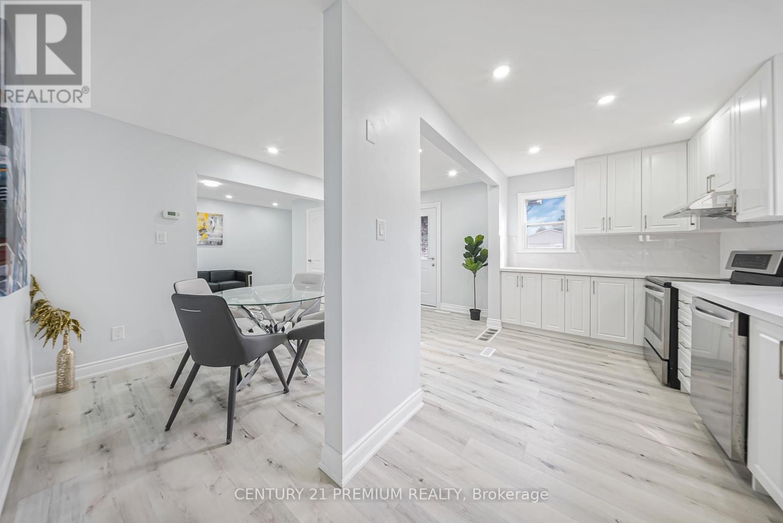 3 Garland Court, Brampton, Ontario  L6S 2E3 - Photo 15 - W12289477