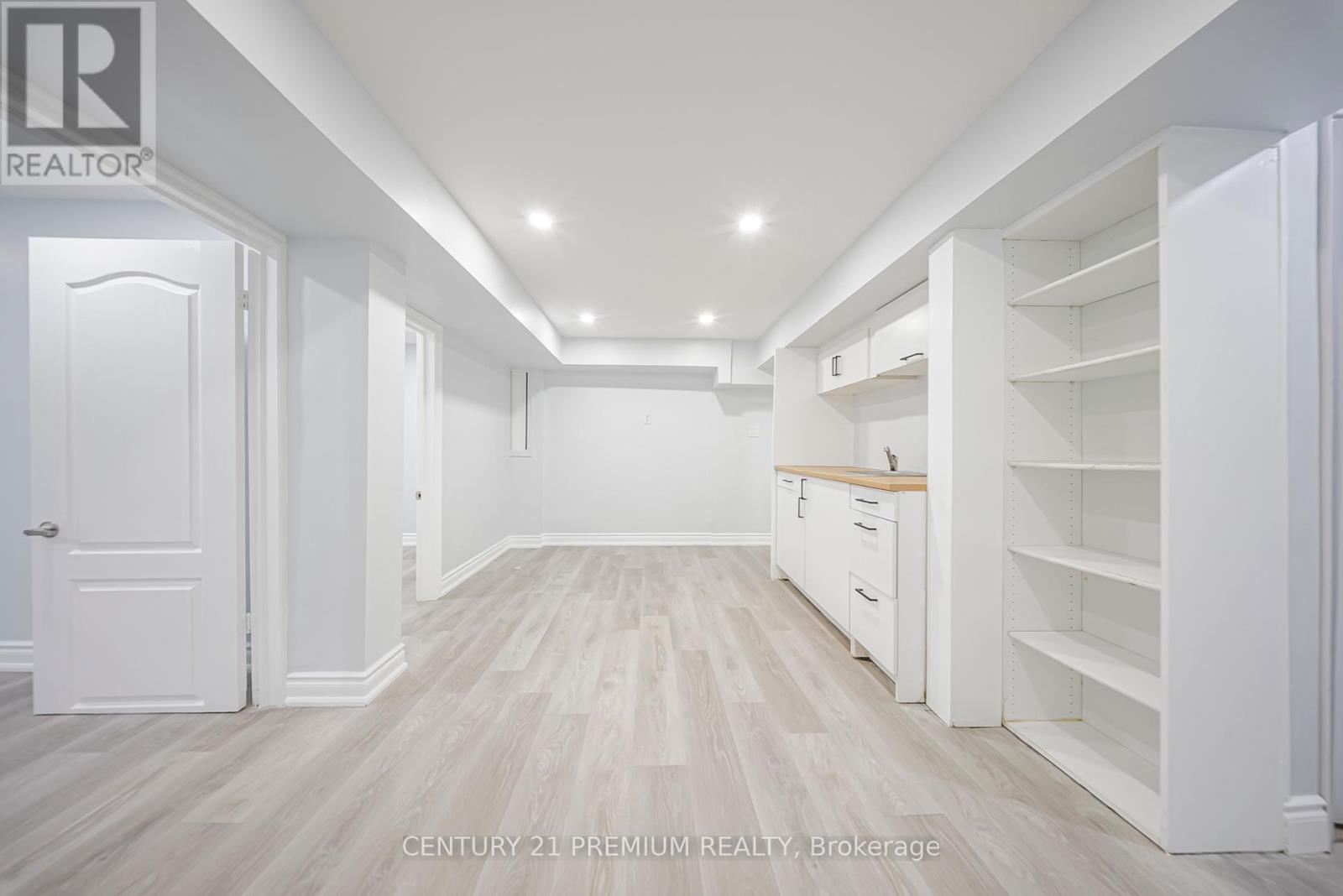 3 Garland Court, Brampton, Ontario  L6S 2E3 - Photo 39 - W12289477