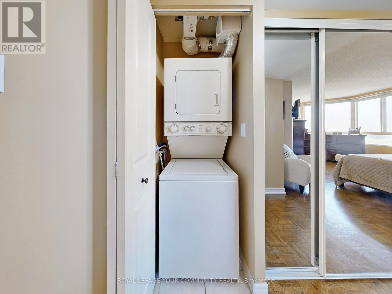 1611 - 61 Markbrook Lane, Toronto, Ontario  M9V 5E7 - Photo 22 - W12289290