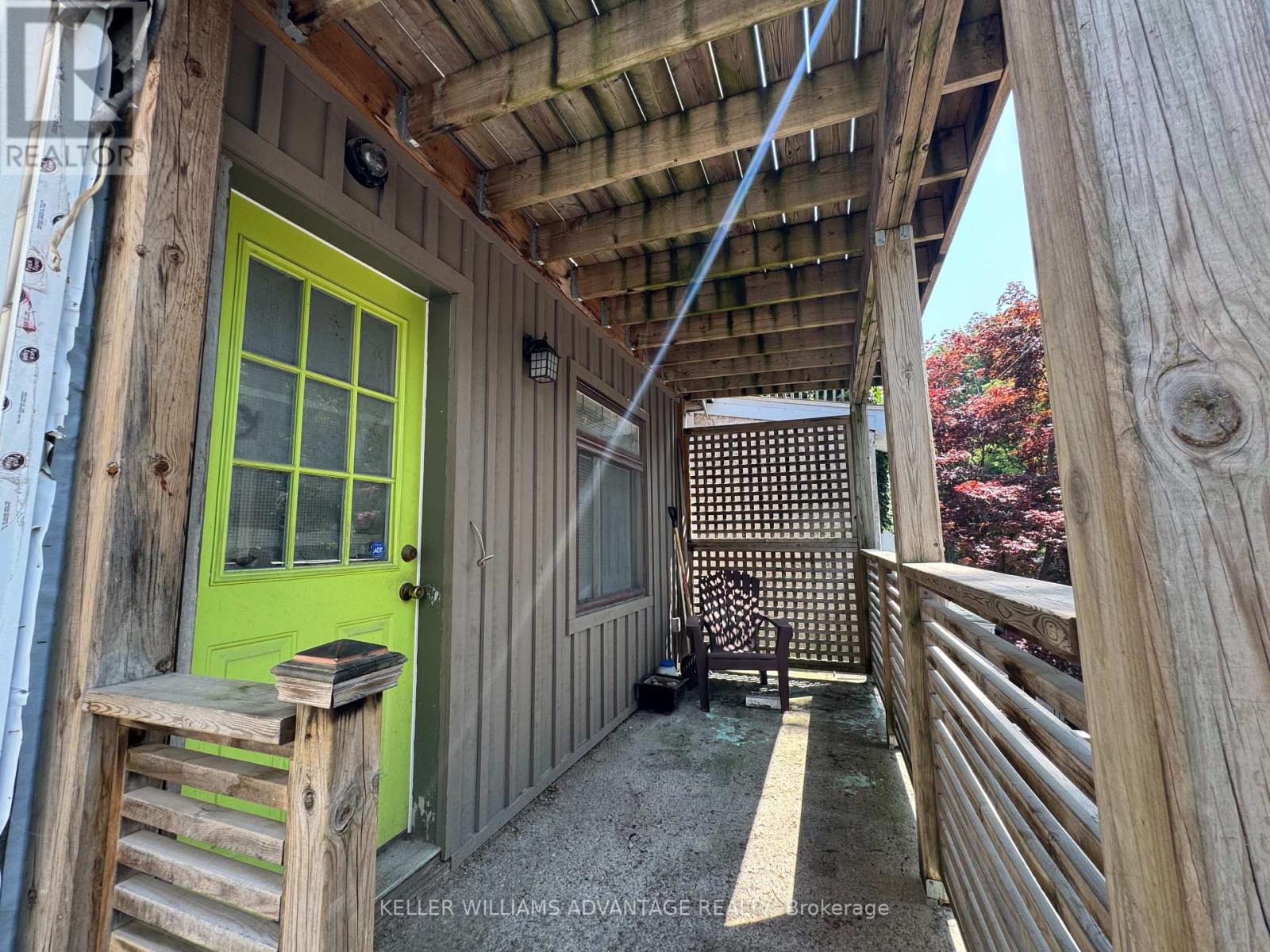 587 Craven Road, Toronto, Ontario  M4L 2Z6 - Photo 11 - E12289593