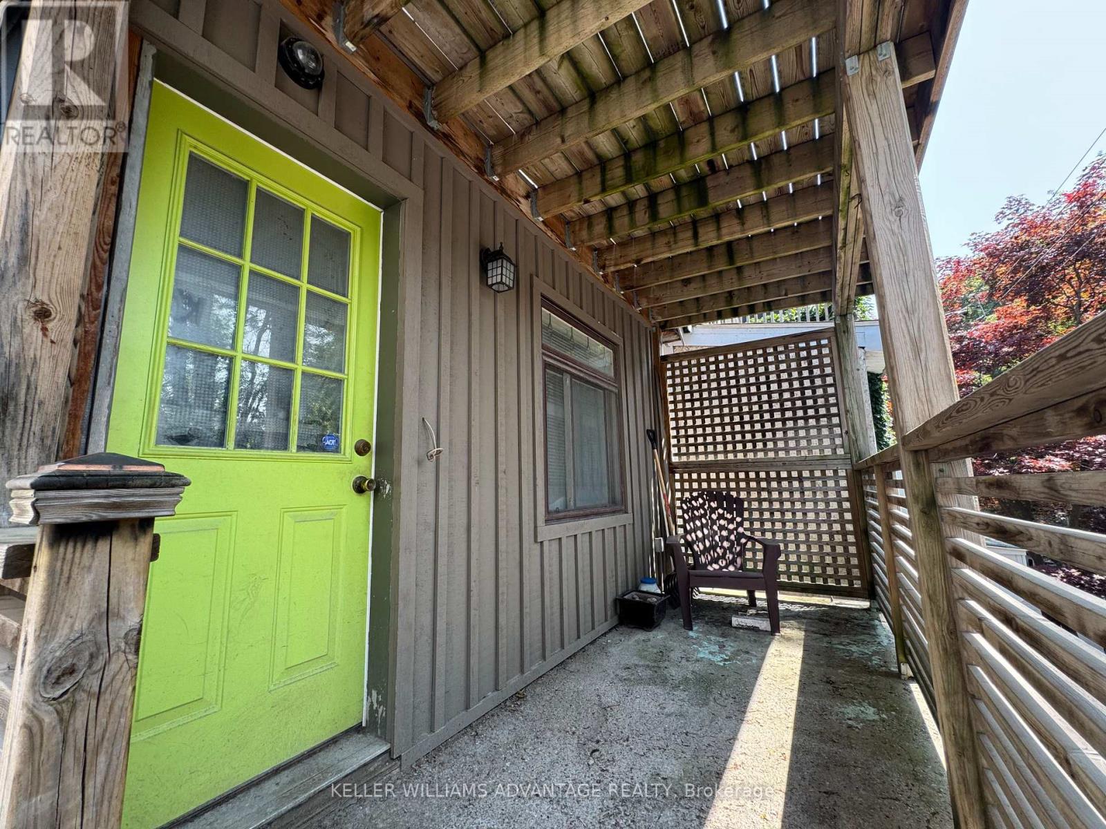 587 Craven Road, Toronto, Ontario  M4L 2Z6 - Photo 8 - E12289593
