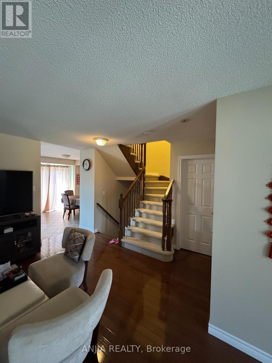9 - 39 Panabaker Drive, Hamilton, Ontario  L9G 0A2 - Photo 6 - X12284894