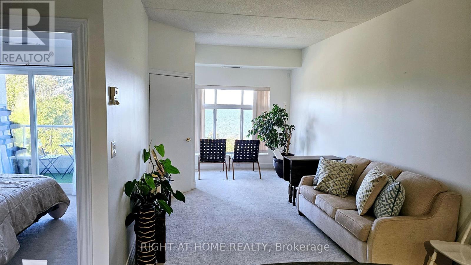 Property at 402 - 280 ABERDEEN BOULEVARD E image 1