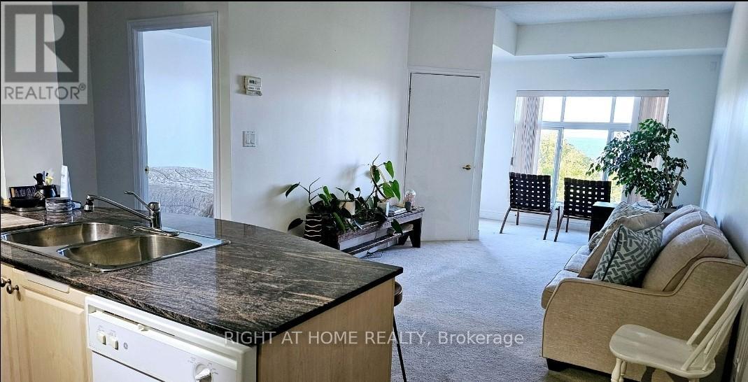 Property at 402 - 280 ABERDEEN BOULEVARD E image 5