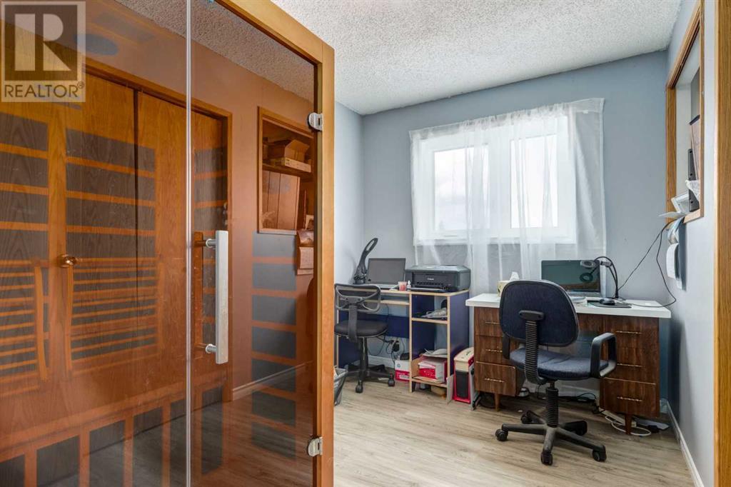 23 Beaver Place, Beiseker, Alberta  T0M 0G0 - Photo 11 - A2226341