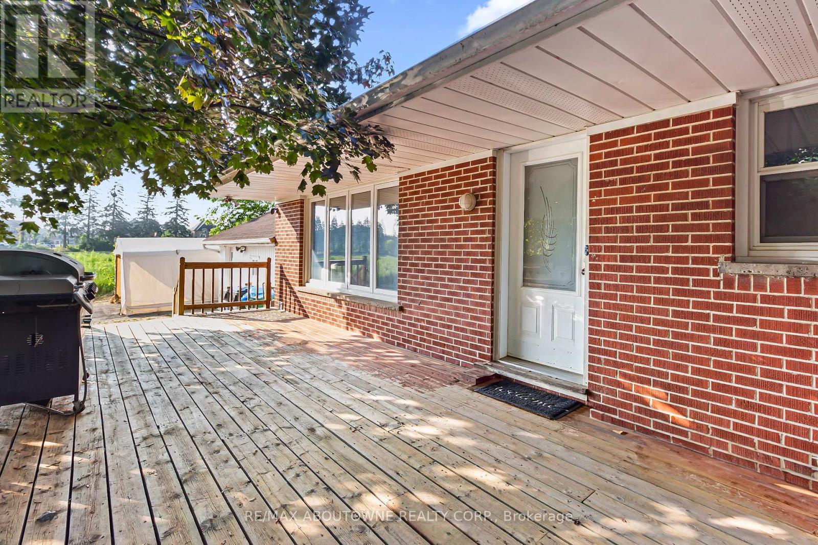 Property at 8759 HERITAGE ROAD image 3