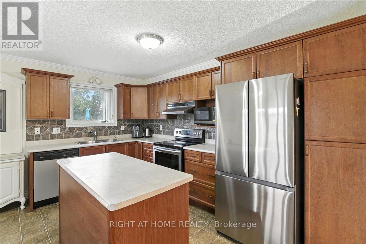 47 Logie Street, Kawartha Lakes, Ontario  K9V 1C3 - Photo 18 - X12289538