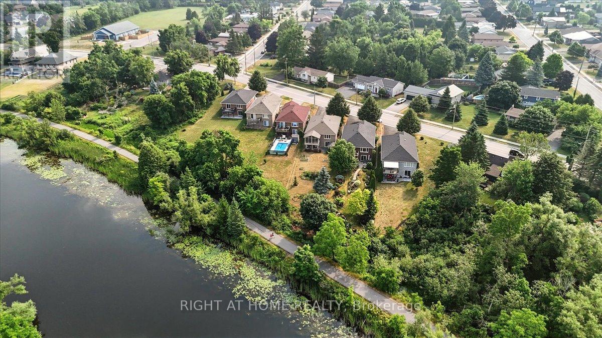 47 Logie Street, Kawartha Lakes (Lindsay), Ontario  K9V 1C3 - Photo 35 - X12289538