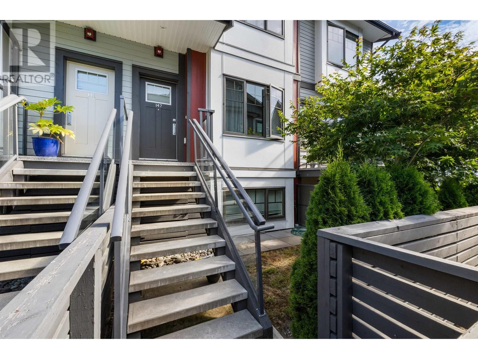 Property at 147 19451 SUTTON AVENUE image 4