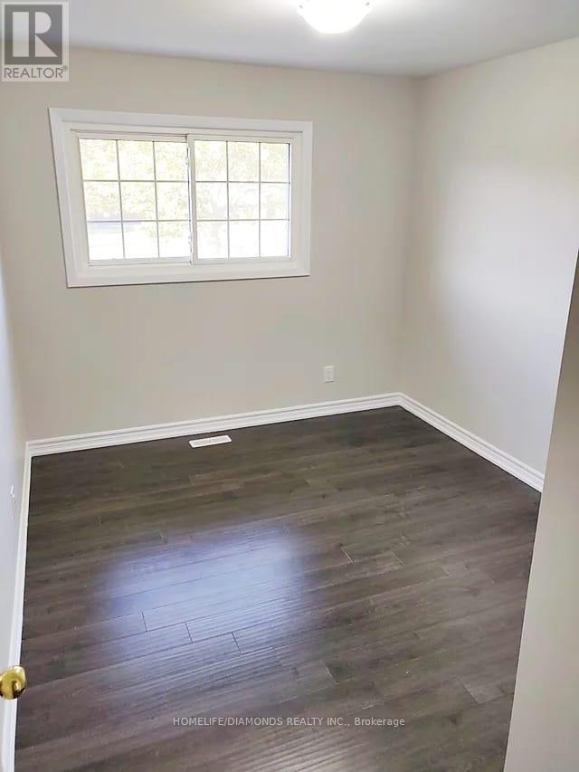 86 Glendale Avenue, St. Catharines (Glendale/glenridge), Ontario  L2T 2J5 - Photo 16 - X12289495