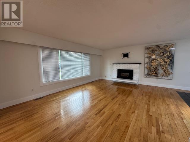 Property at 2892 MCGILL CRESCENT image 2