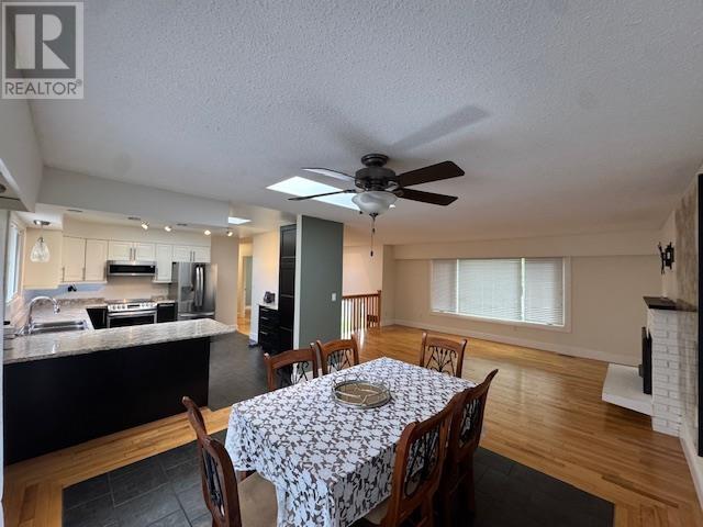 Property at 2892 MCGILL CRESCENT image 4