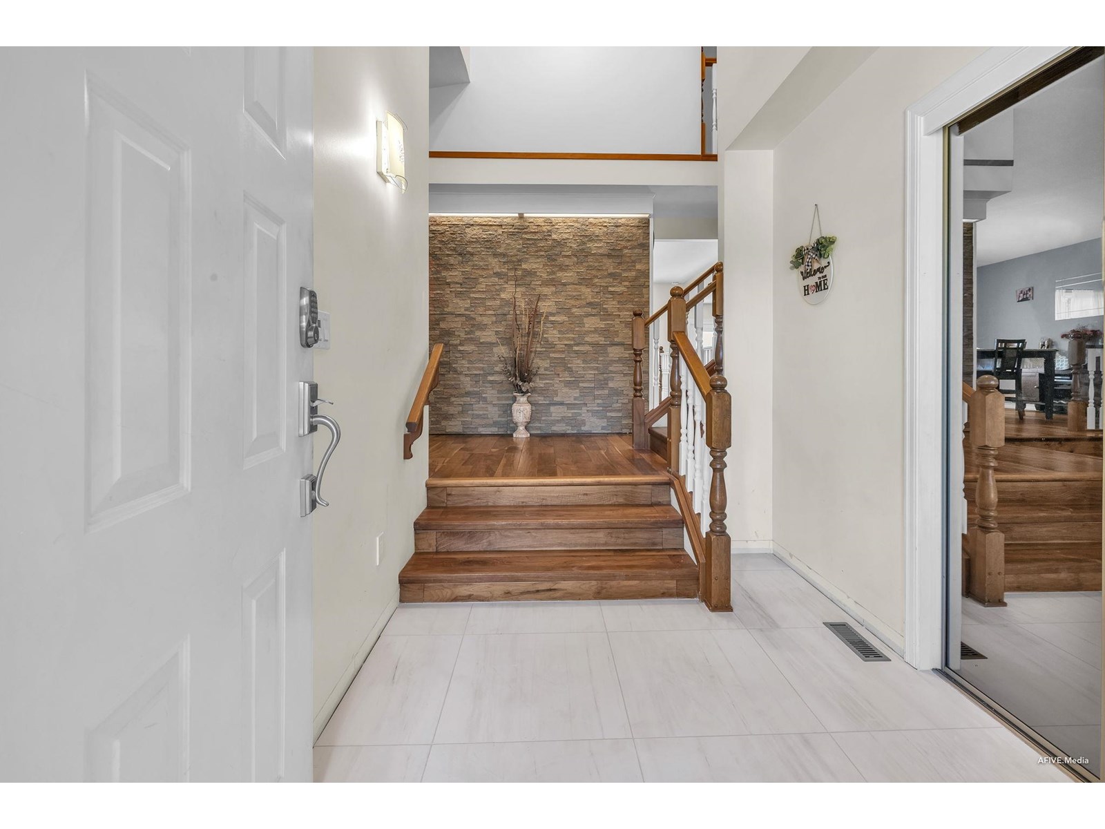 7588 150a Street, Surrey, British Columbia  V3S 6P2 - Photo 5 - R3026875