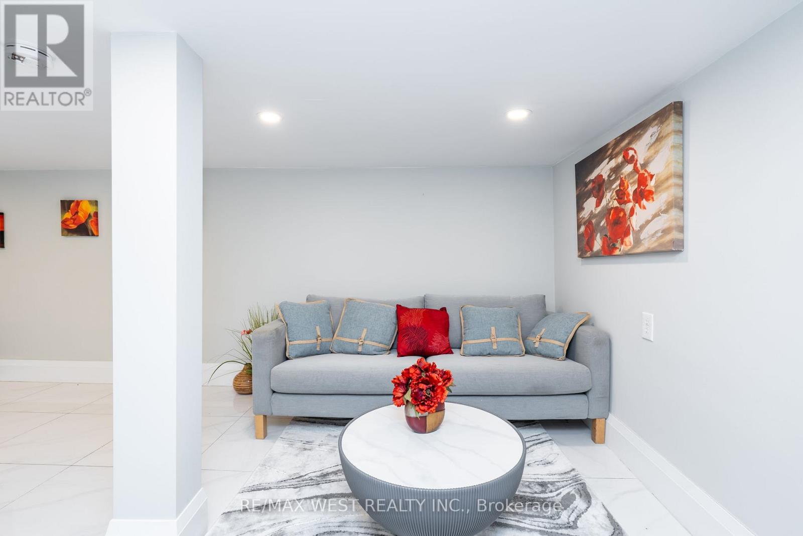 540 Dufferin Street, Toronto (Little Portugal), Ontario  M6K 2A7 - Photo 26 - C12289666