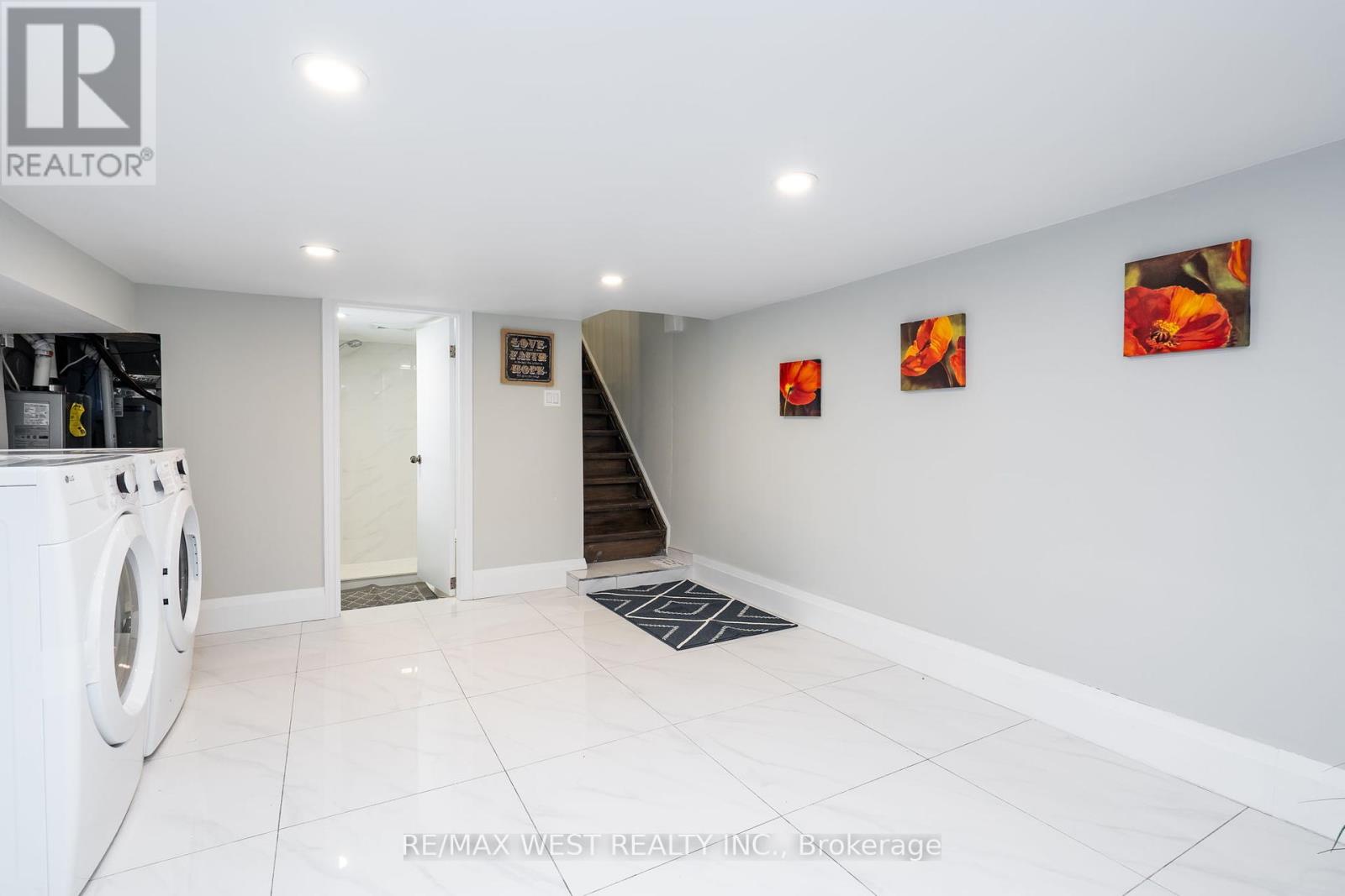 540 Dufferin Street, Toronto (Little Portugal), Ontario  M6K 2A7 - Photo 27 - C12289666