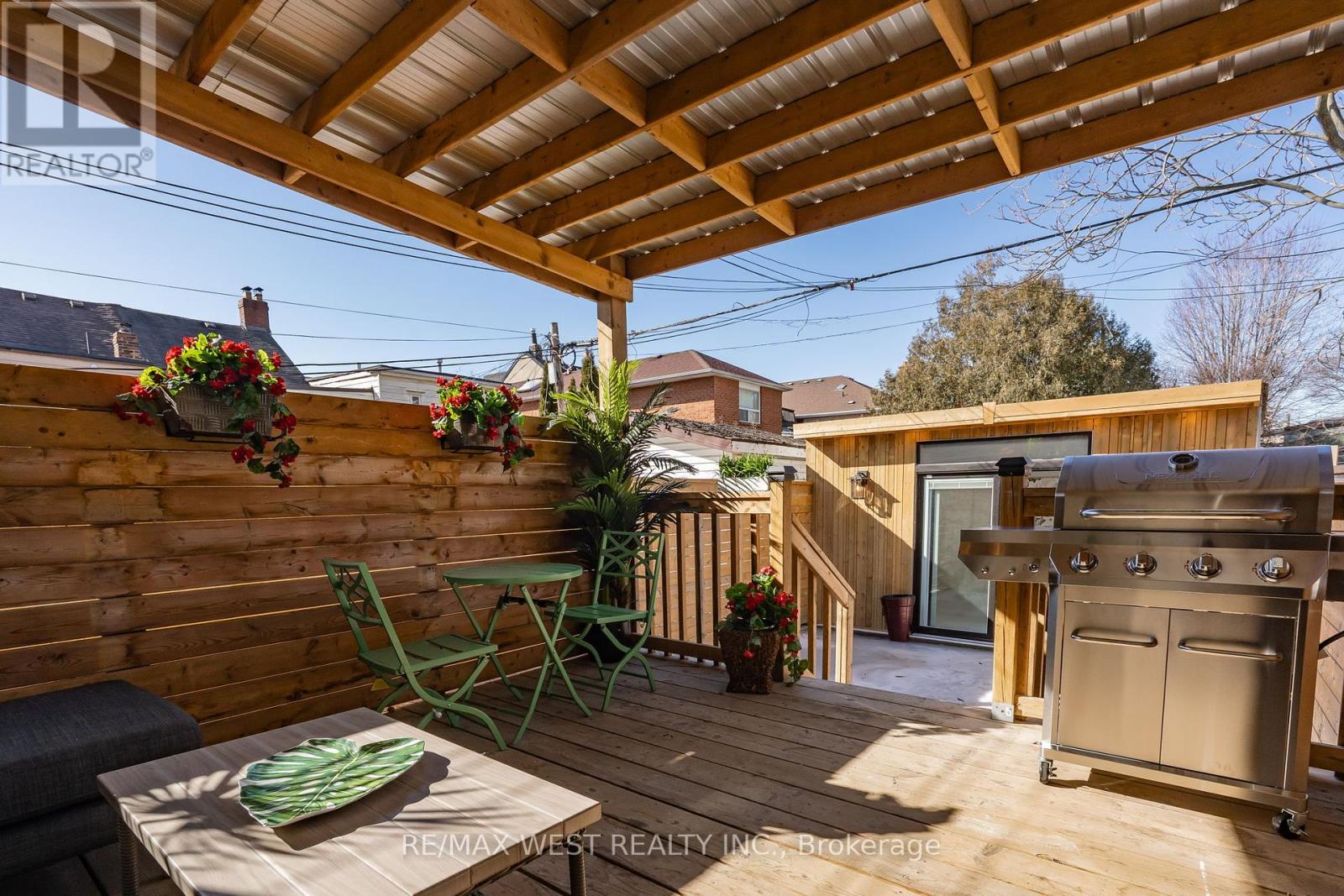 540 Dufferin Street, Toronto (Little Portugal), Ontario  M6K 2A7 - Photo 31 - C12289666