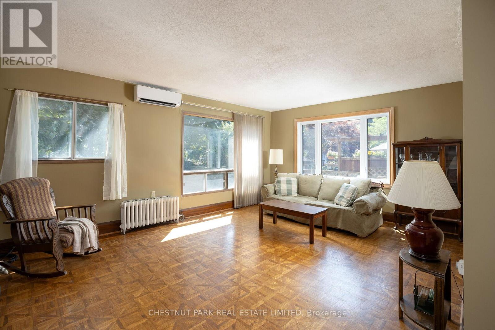 25 Maxwell Avenue, Toronto, Ontario  M5P 2B4 - Photo 15 - C12289670