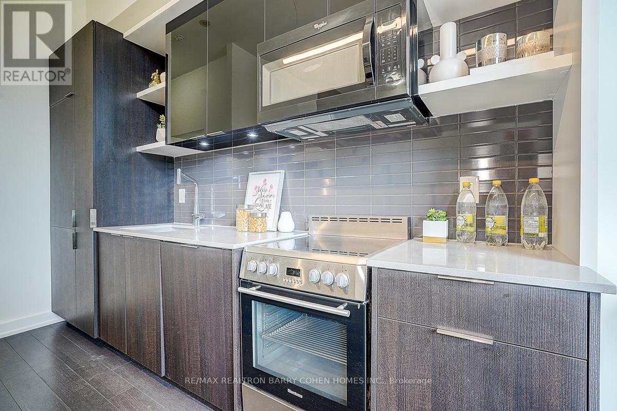 Th107 - 6 Parkwood Avenue, Toronto, Ontario  M4V 0A3 - Photo 8 - C12289676