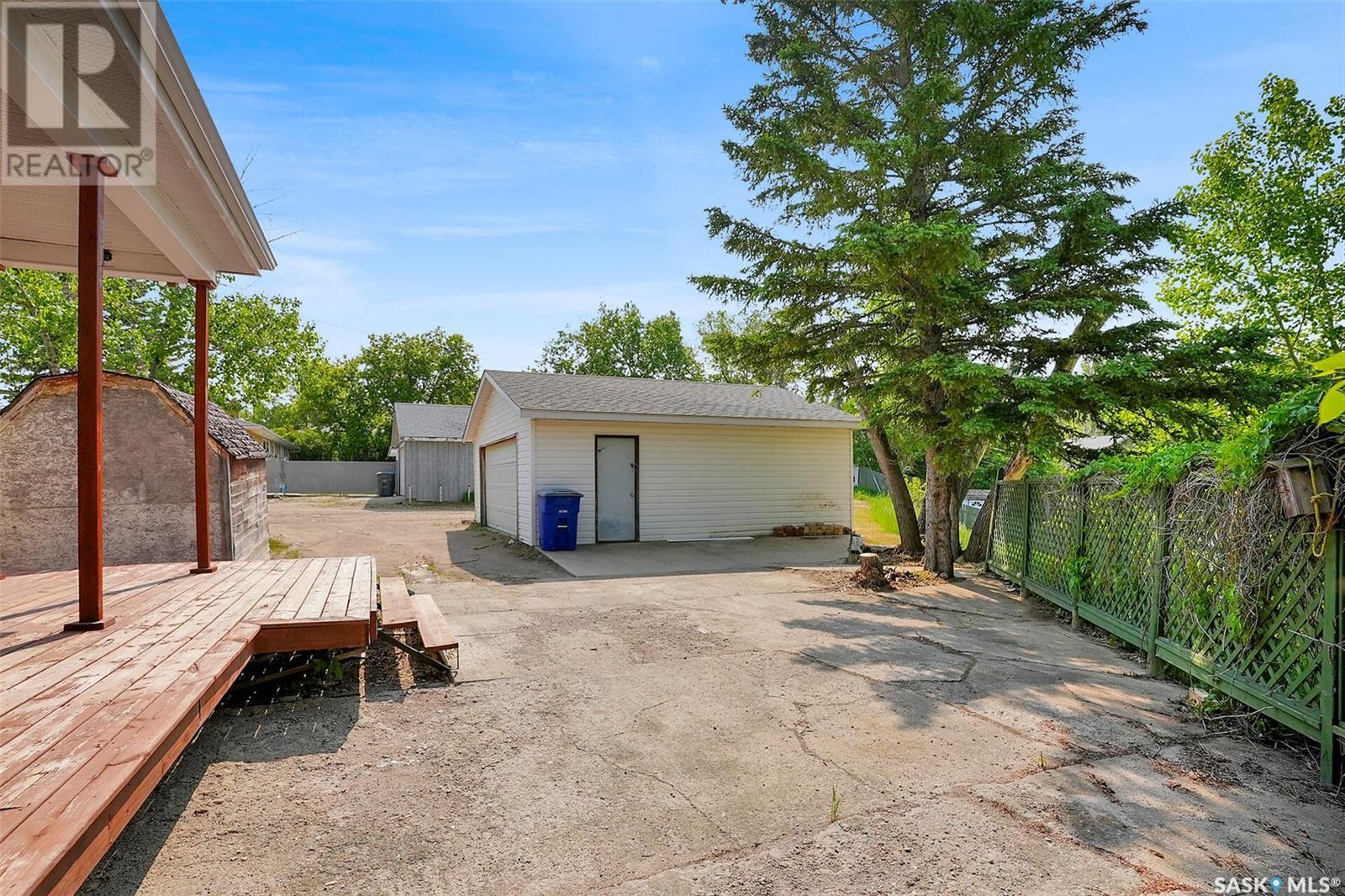 45 Kelly Avenue, Lumsden, Saskatchewan  S0G 3C0 - Photo 43 - SK012888
