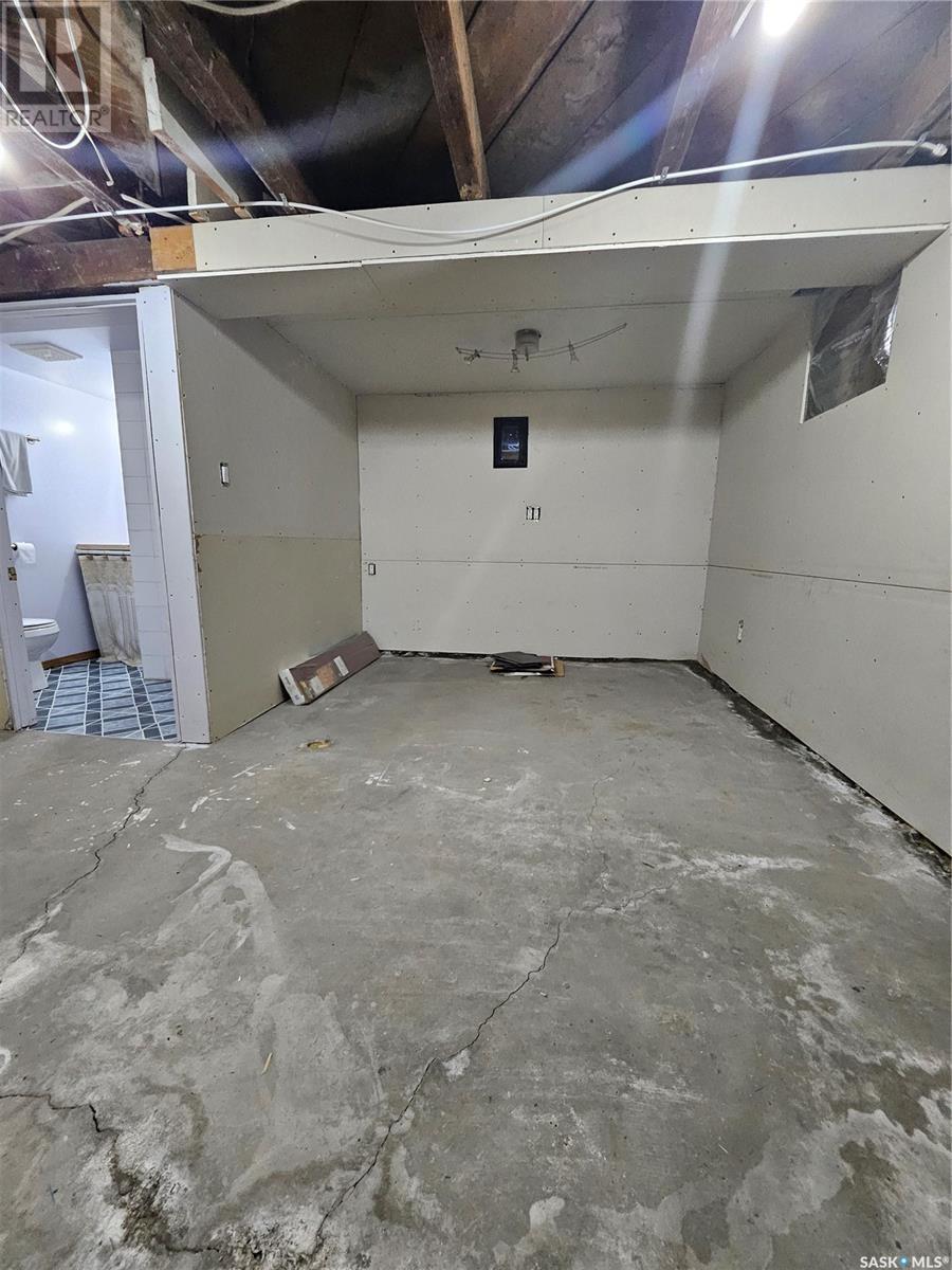 222 Aldridge Street, Bienfait, Saskatchewan  S0C 0M0 - Photo 26 - SK012845