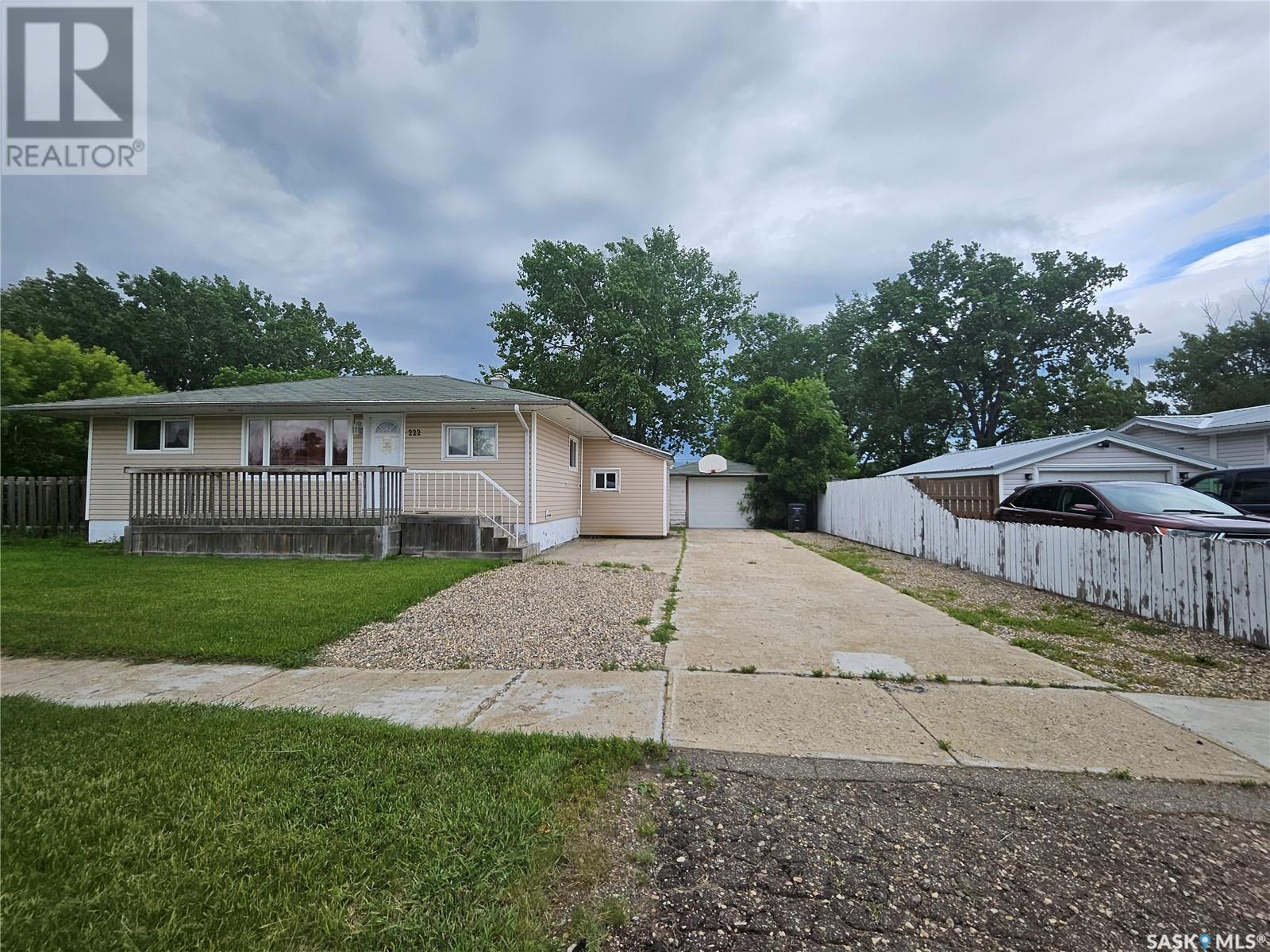 222 Aldridge Street, Bienfait, Saskatchewan  S0C 0M0 - Photo 39 - SK012845