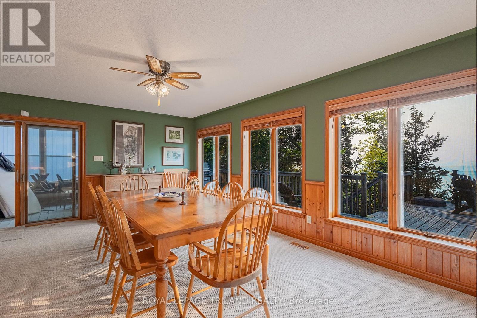 9856 Huron Place, Lambton Shores, Ontario  N0M 1T0 - Photo 27 - X12265405