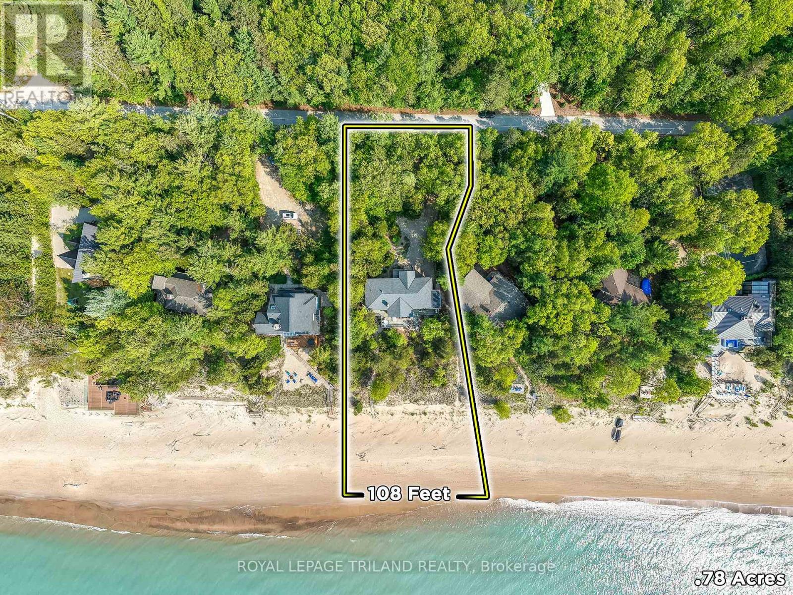 9856 Huron Place, Lambton Shores, Ontario  N0M 1T0 - Photo 42 - X12265405