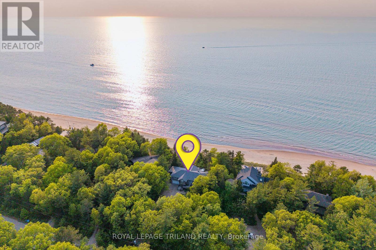 9856 Huron Place, Lambton Shores, Ontario  N0M 1T0 - Photo 46 - X12265405