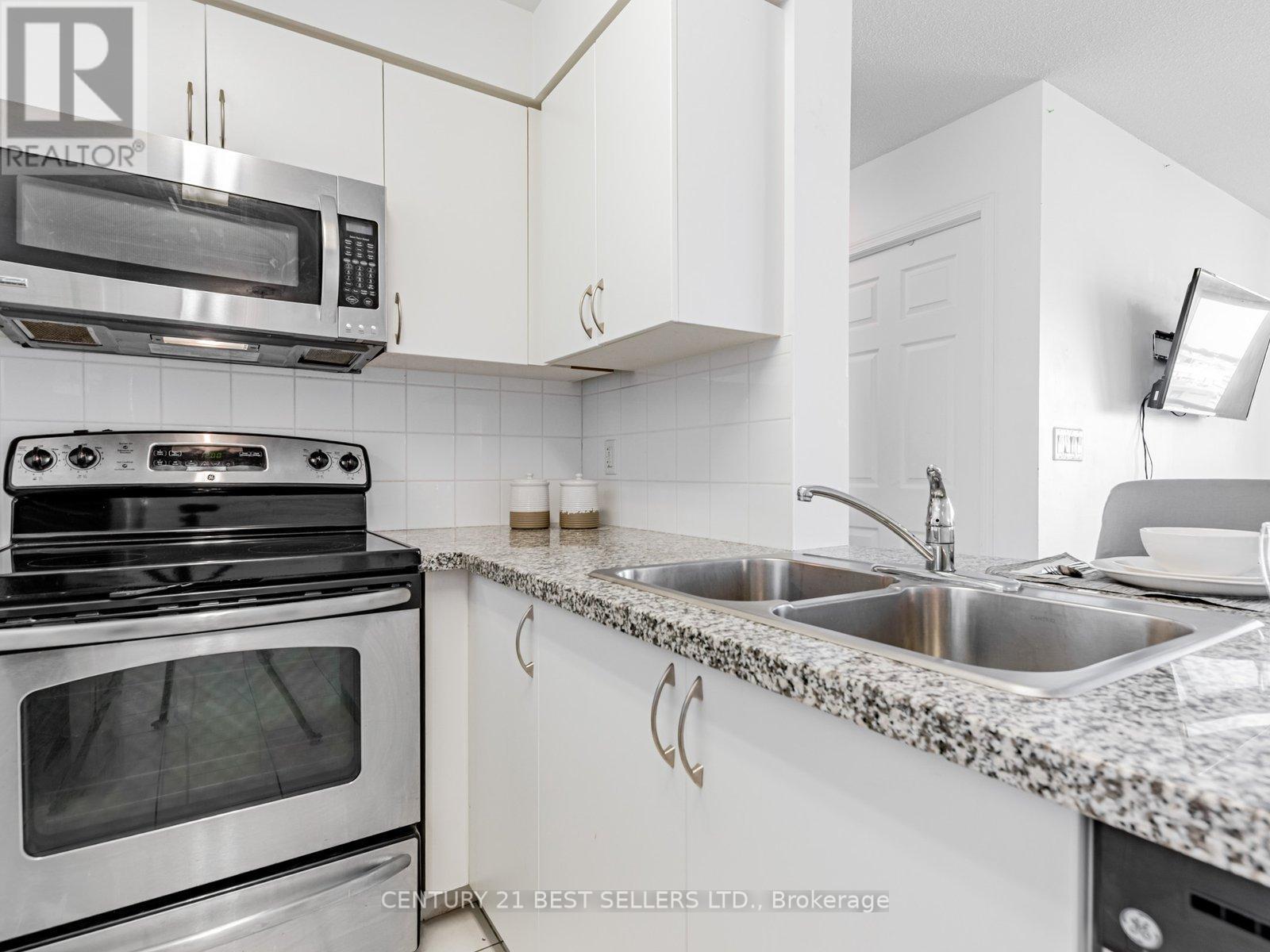 801 - 4900 Glen Erin Drive, Mississauga, Ontario  L5M 7S2 - Photo 4 - W12289661