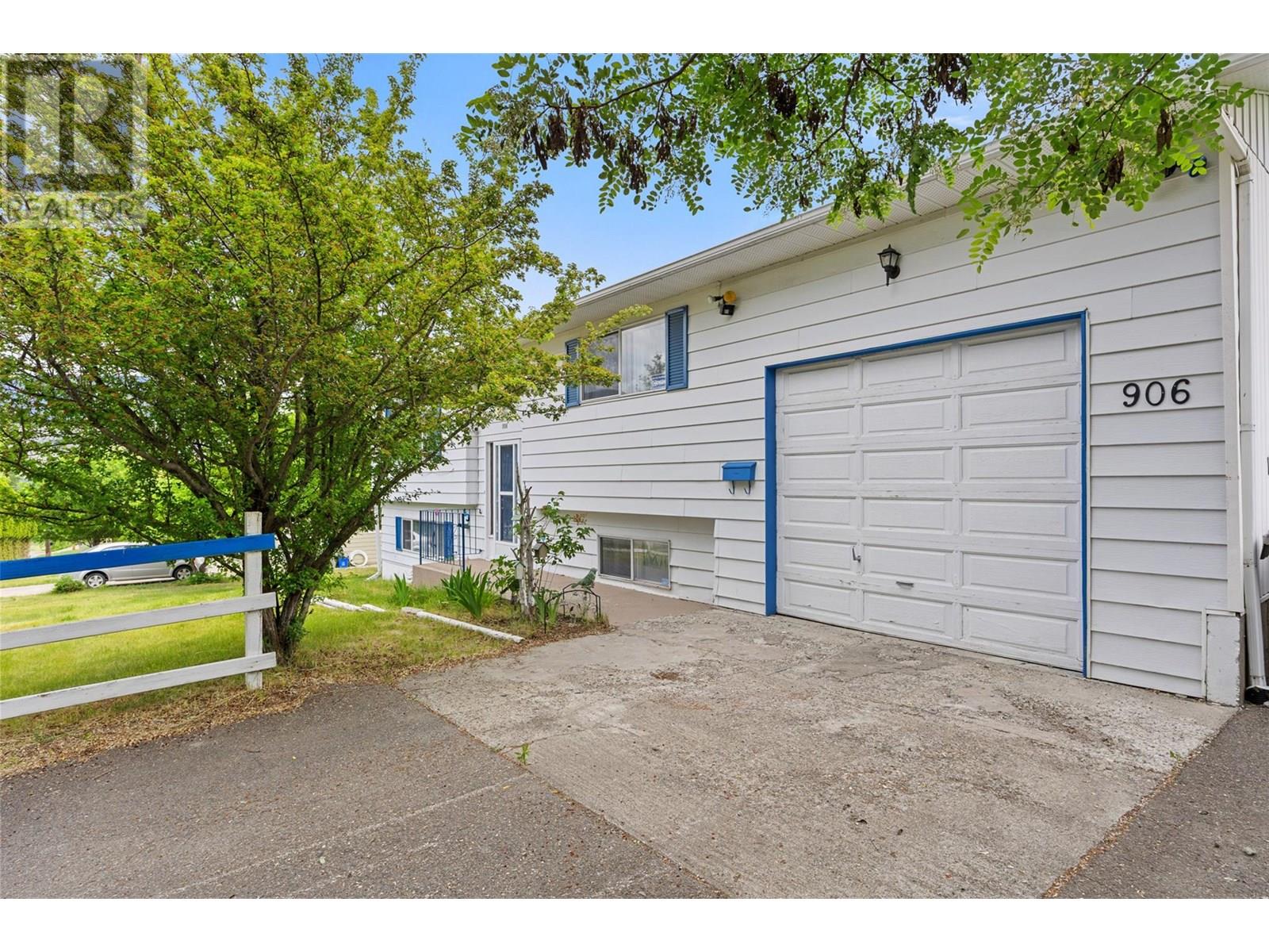 Property at 906 Klahanie Drive image 4